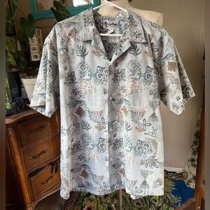 Howie Men’s Gray Hawaiian Shirt Size XL Turtle Leaf Pattern